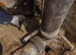 Ремонт чугунных труб канализации - способы и варианты