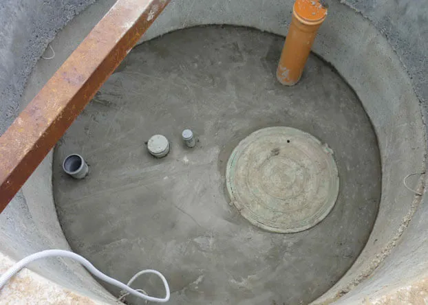 Вентиляция септика из бетонных колец: вентиляция выгребной ямы в .